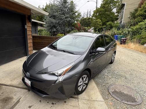 2017 Toyota Prius Three