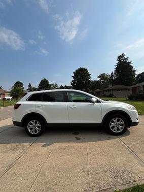White 2015 Mazda CX-9 Touring