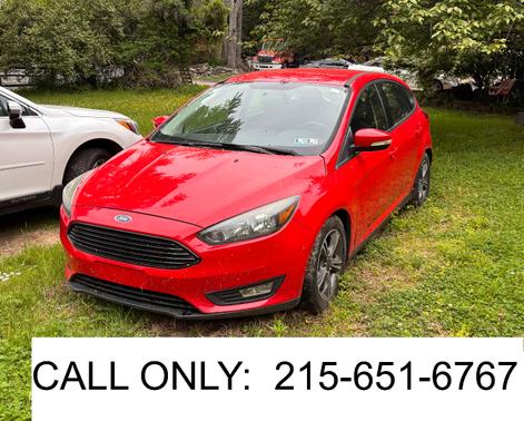 Red 2016 Ford Focus SE