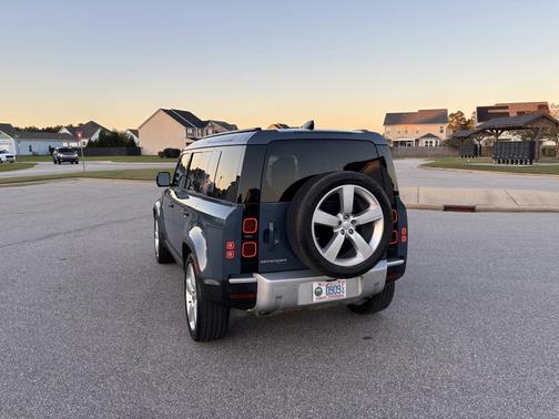 2020 Land Rover Defender 110 HSE