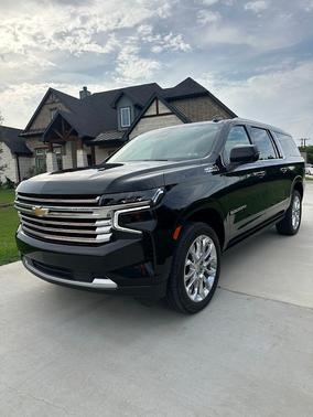 Black 2024 Chevrolet Suburban High Country
