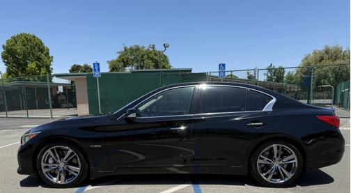 2014 INFINITI Q50 Hybrid Sport