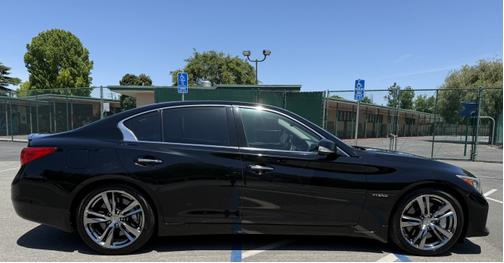 2014 INFINITI Q50 Hybrid Sport