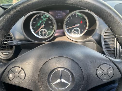 Photo 5 of 7 of 2009 Mercedes-Benz SLK-Class SLK300 Roadster