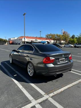 Gray 2007 BMW 335 i