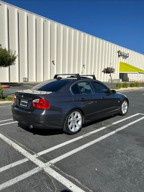 Gray 2007 BMW 335 i
