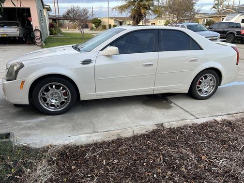 2004 Cadillac CTS Base