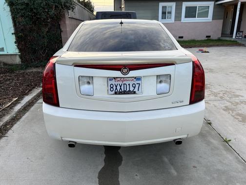 2004 Cadillac CTS Base