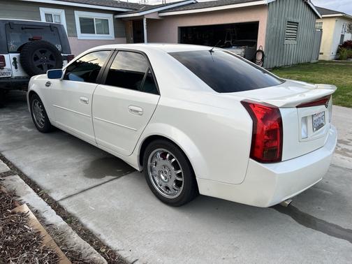 2004 Cadillac CTS Base