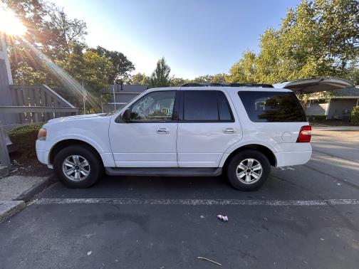2010 Ford Expedition XLT