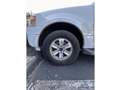 2010 Ford Expedition XLT