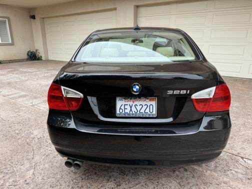 2008 BMW 328 i