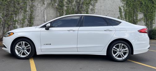 2018 Ford Fusion Hybrid S