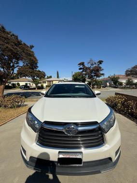 2015 Toyota Highlander LE