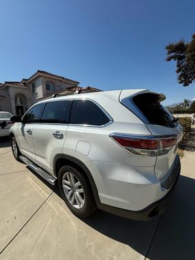 2015 Toyota Highlander LE