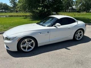 White 2016 BMW Z4 sDrive28i