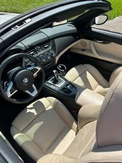 White 2016 BMW Z4 sDrive28i