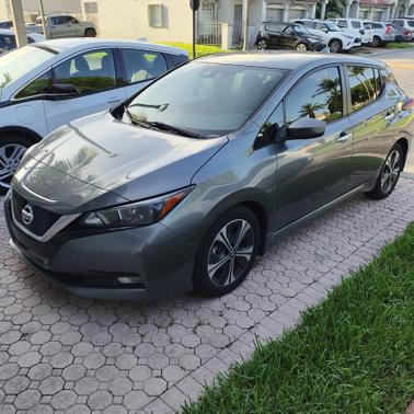 2022 Nissan Leaf SV
