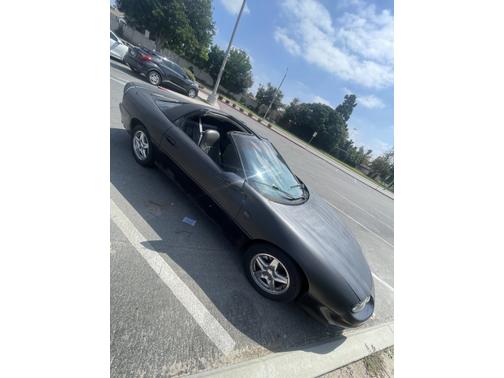 1998 Chevrolet Camaro Base