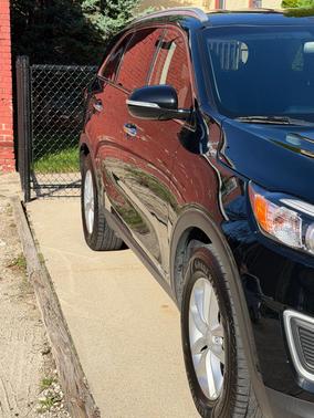Black 2018 Kia Sorento LX