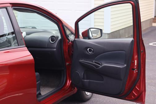 2016 Nissan Versa Note SV