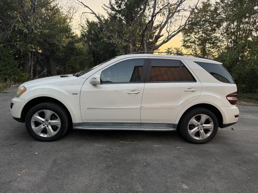 2009 Mercedes-Benz M-Class ML320 CDI Bluetec 4MATIC