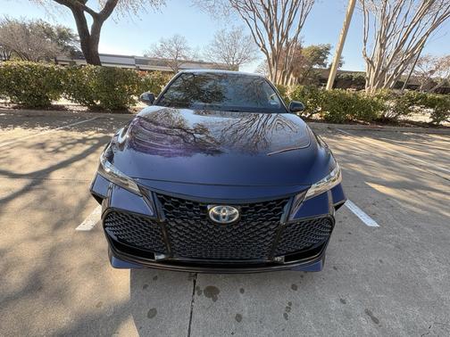 2021 Toyota Avalon Hybrid XSE
