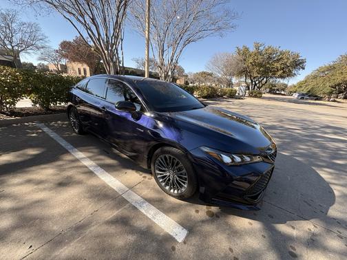 2021 Toyota Avalon Hybrid XSE