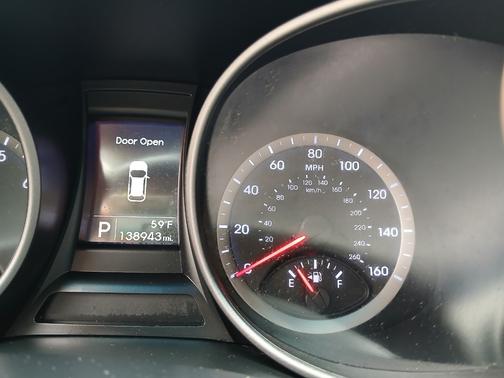 Gray 2016 Hyundai Santa Fe Sport 2.4L