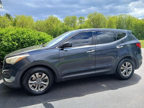 Gray 2016 Hyundai Santa Fe Sport 2.4L