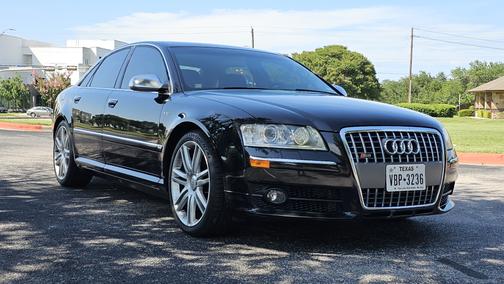 2007 Audi S8 5.2
