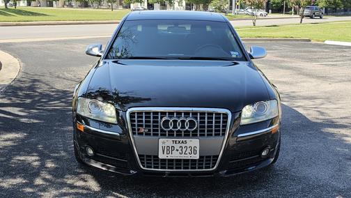 2007 Audi S8 5.2