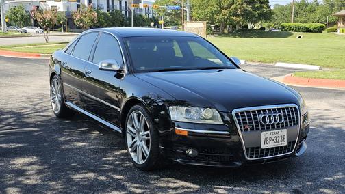 2007 Audi S8 5.2