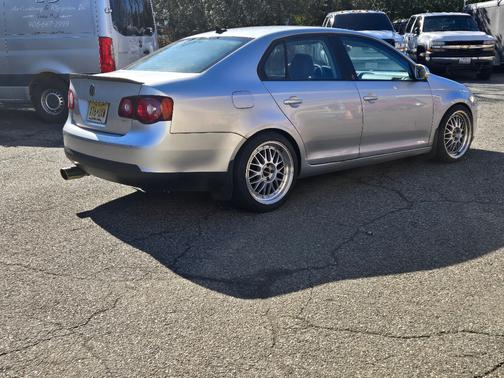 2010 Volkswagen Jetta Wolfsburg Edition
