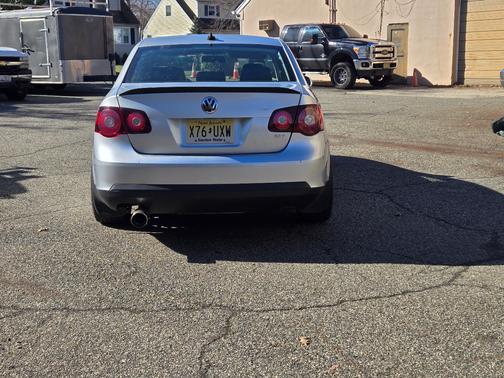 2010 Volkswagen Jetta Wolfsburg Edition