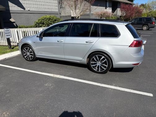2016 Volkswagen Golf SportWagen TSI Limited Edition