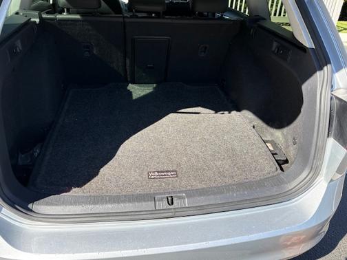 2016 Volkswagen Golf SportWagen TSI Limited Edition