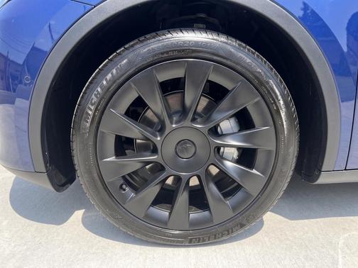 Blue 2025 Tesla Model Y Long Range RWD
