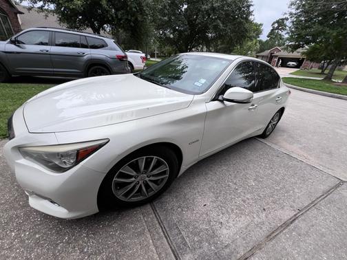 2014 INFINITI Q50 Hybrid Premium