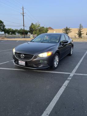 2016 Mazda Mazda6 i Sport