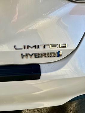 2019 Toyota Avalon Hybrid Limited