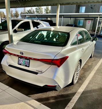 2019 Toyota Avalon Hybrid Limited