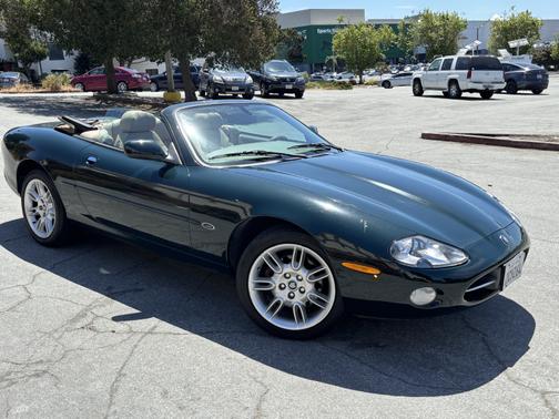 2002 Jaguar XK8 Base