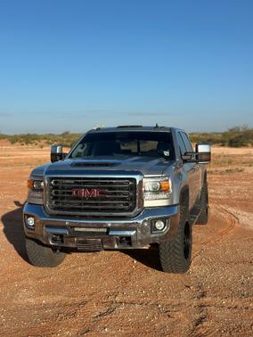 2019 GMC Sierra 2500 SLT