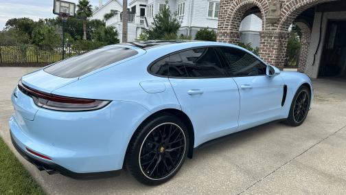 2023 Porsche Panamera RWD