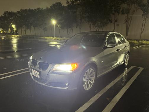 2011 BMW 328 i