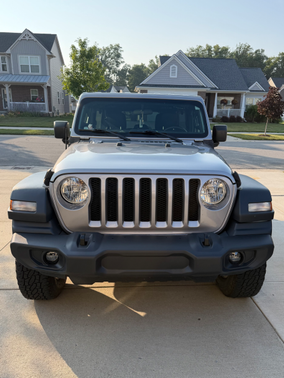 Silver 2020 Jeep Wrangler Unlimited Sport