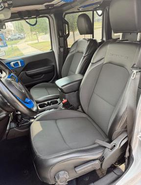 Silver 2020 Jeep Wrangler Unlimited Sport