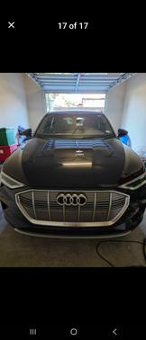 2022 Audi e-tron Premium