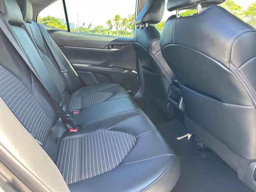 White 2022 Toyota Camry Hybrid SE